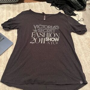 Vs angel tee